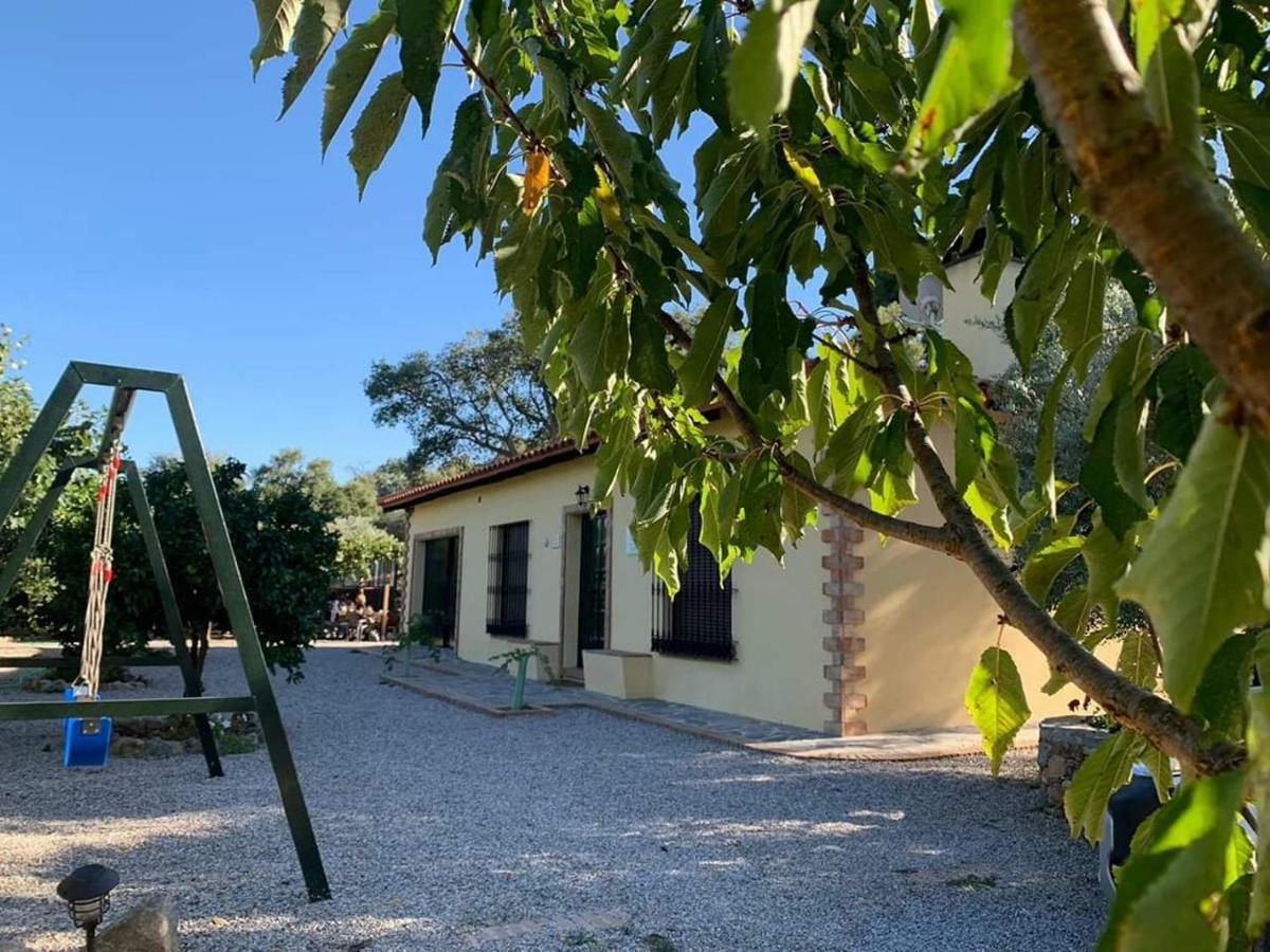 Casa Rural El Bonito กาซาญา เดลา เซียร์รา ภายนอก รูปภาพ